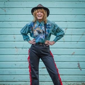 Meet your Posher, Catfish